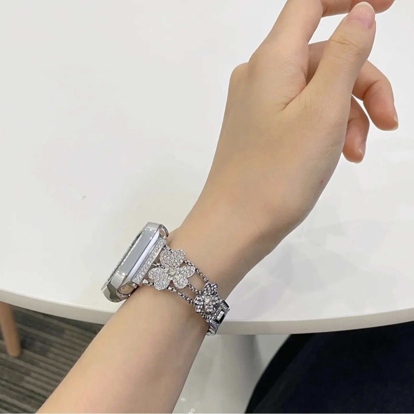 Diamond Strap Watch Case & Band for Apple Watch 41mm/45mm Series 8/7/6 4